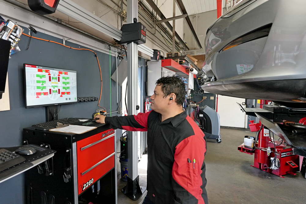 Wheel Alignment Services in Rancho Bernardo, CA