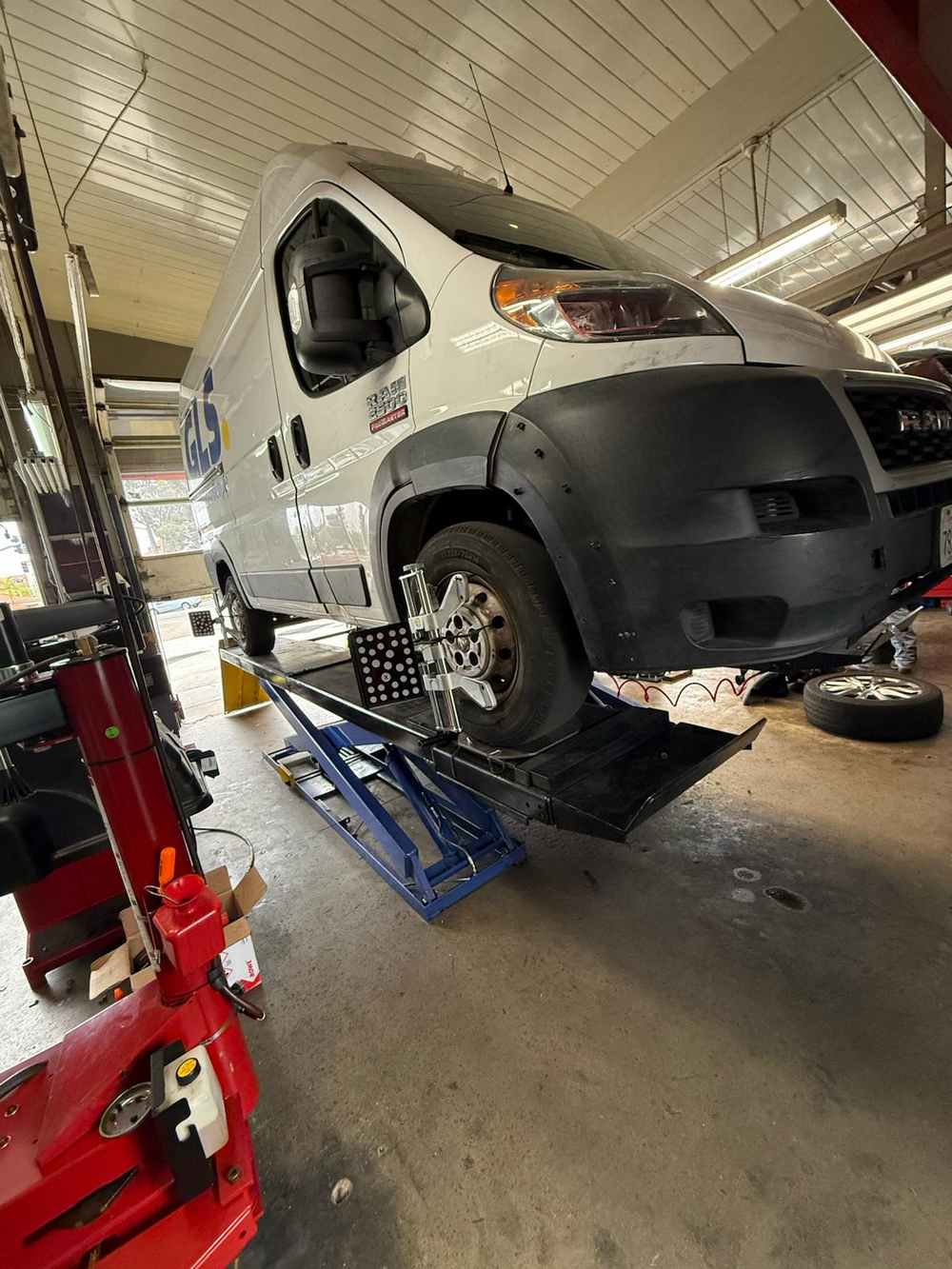 Wheel Alignment in Rancho Bernardo, CA (2)