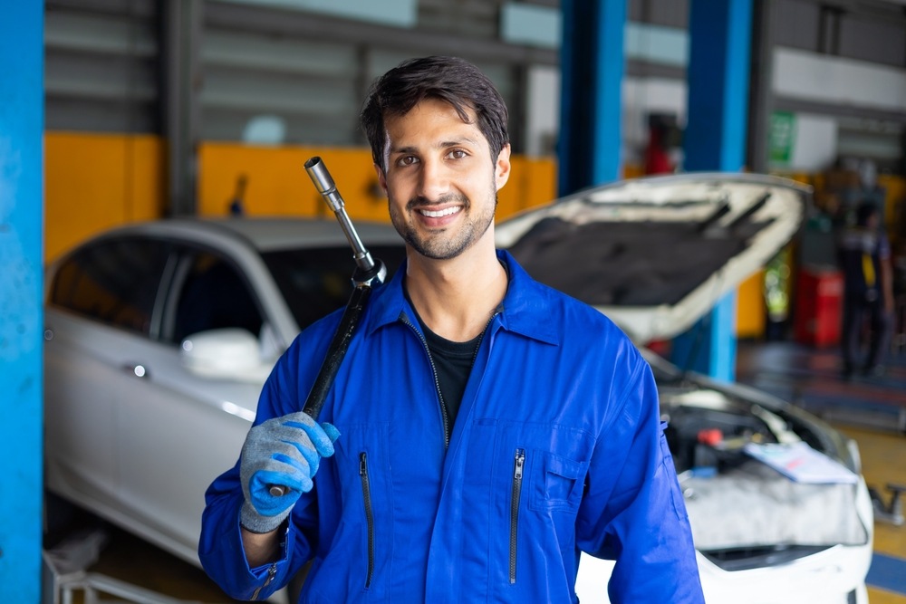 Top Warning Signs Your Car Needs Immediate Mechanical Attention