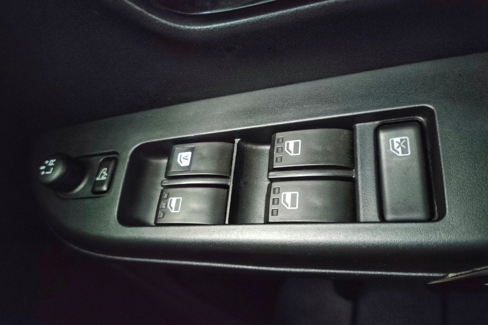 Why Power Window and Door Lock Repair Matters