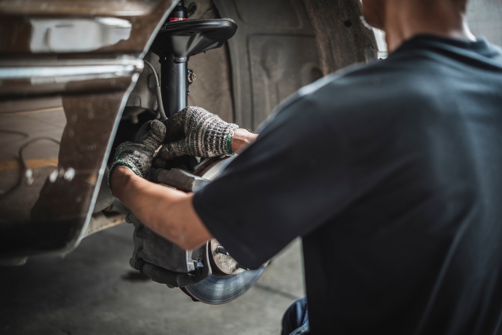 Why Shocks and Struts Replacement Improves Stopping Distance and Ride Control