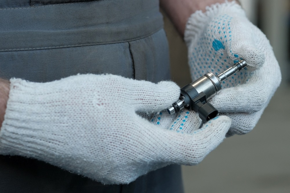 How Fuel Injector Cleaning Restores Acceleration and Improves Fuel Economy