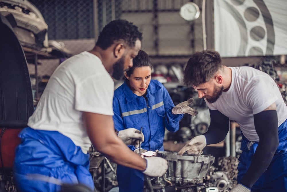 What Drivers Should Know About Transmission Problems Before They Get Worse