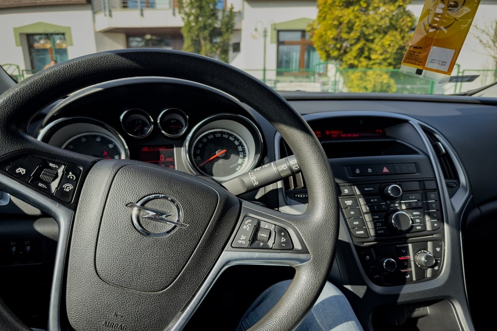 What Drivers Should Know About Transmission Problems Before They Get Worse