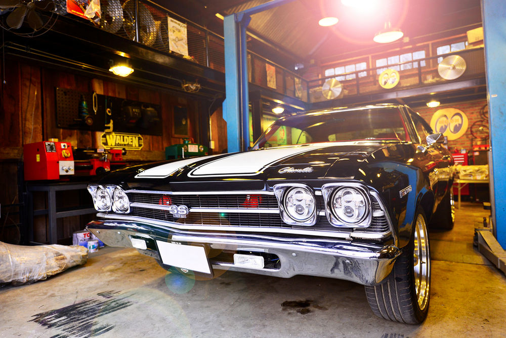 Protecting Antique Car Performance With Routine Engine and Fluid Maintenance