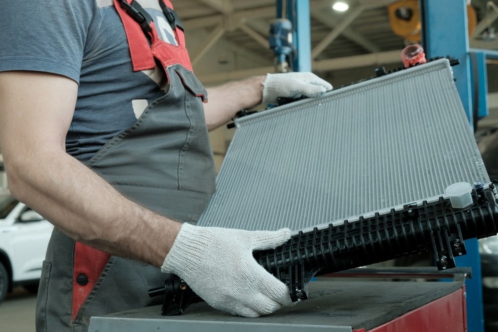 Signs Your Vehicle May Need Radiator Repair and Replacement