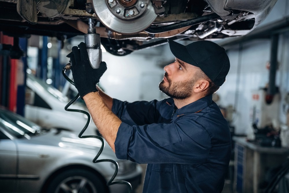 Why Luxury Car Maintenance Requires Specialized Diagnostic Service
