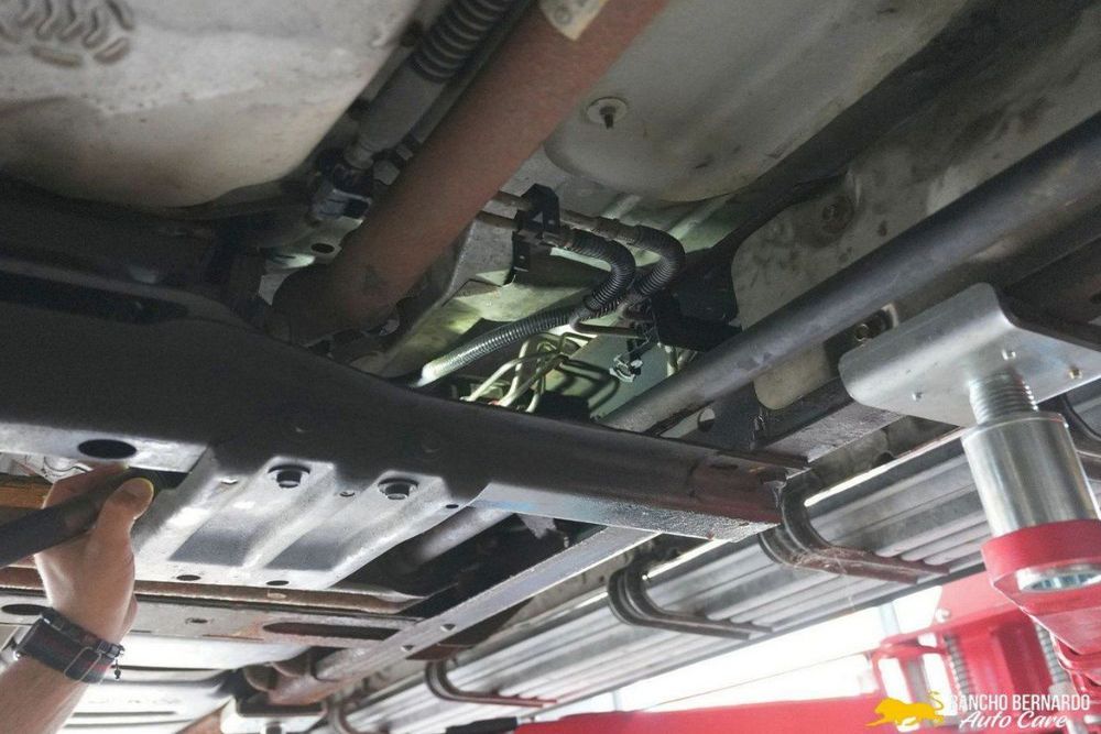 Why Suspension Repair Helps Improve Vehicle Handling and Ride Comfort