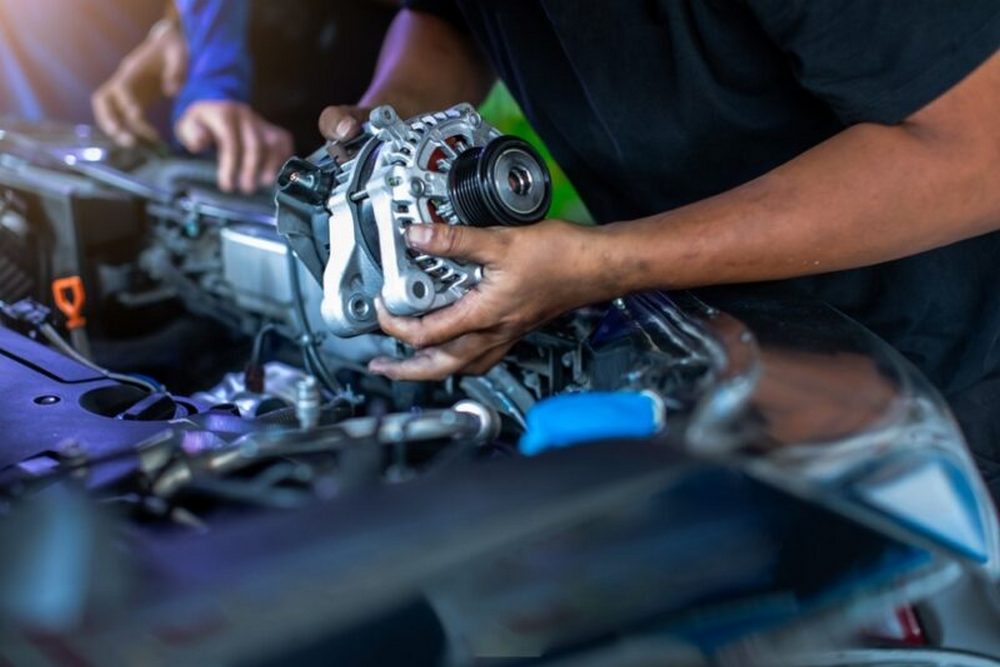 Alternator Replacement in Mira Mesa (92126, 92121)