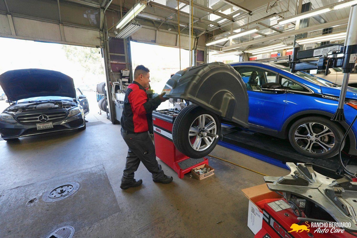 Signs Your Poway Vehicle Needs Wheel Alignment After Uneven Tire Wear