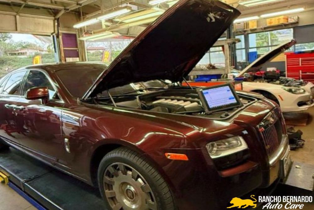 Why Poway Drivers Should Schedule ABS Diagnostics When Brake Warning Lights Appear