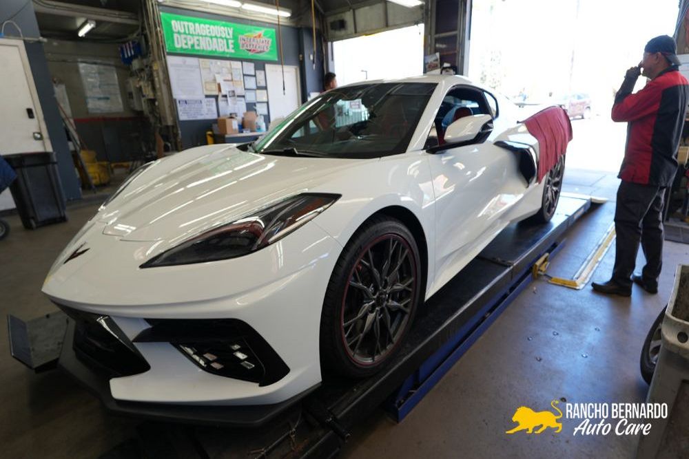 Why Poway Drivers Should Schedule Oil Changes Before Engine Problems Develop