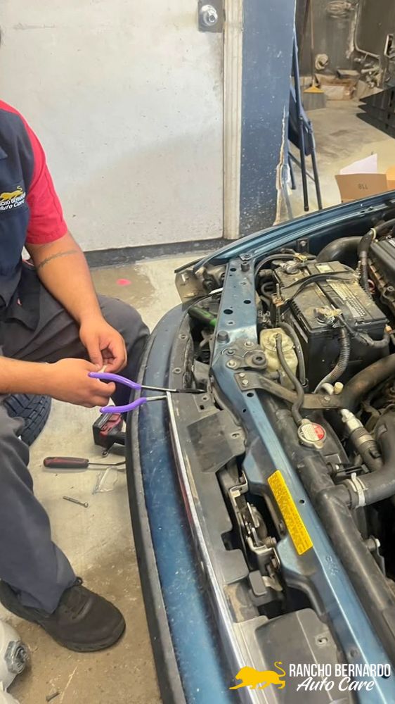 Honda Accord Right Headlamp Assembly Replacement in Rancho Bernardo, CA (3)